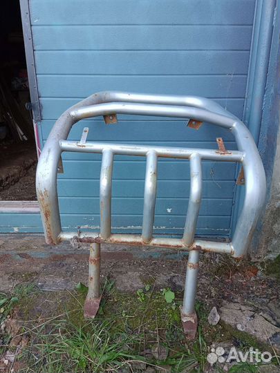 Кенгурятник на ниву