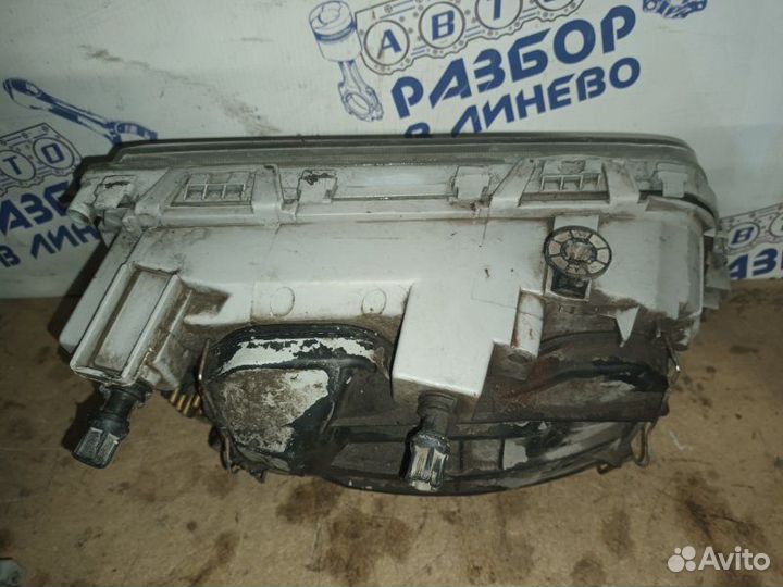 Фара галогеновая передняя левая Mercedes-Benz