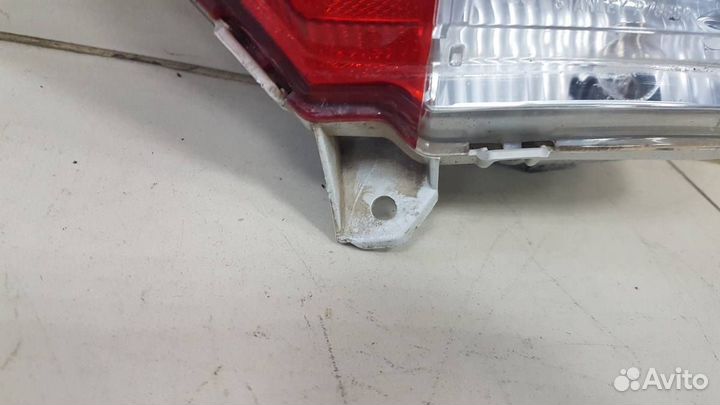 Фонарь задний в бампер правый Mitsubishi Pajero/Mo