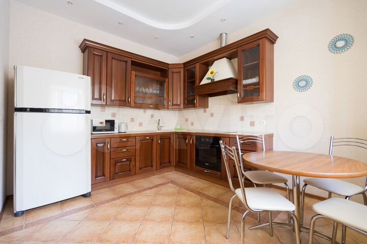 2-к. квартира, 68 м², 4/12 эт.