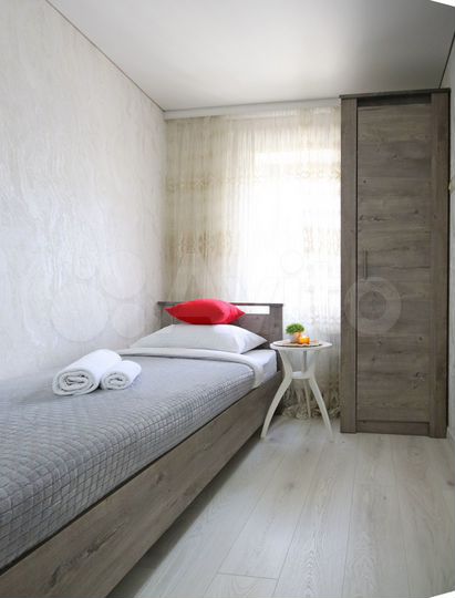 2-к. квартира, 55 м², 1/2 эт.