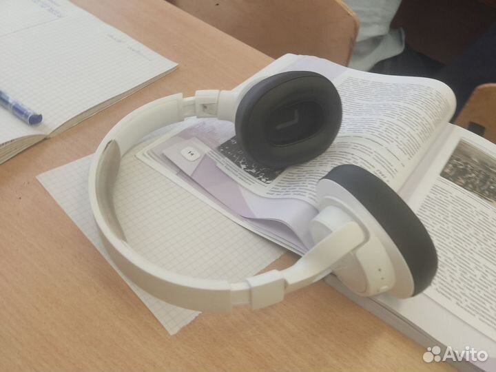 Блютуз наушники JBL