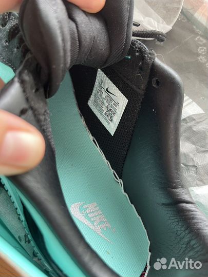 Nike tiffany