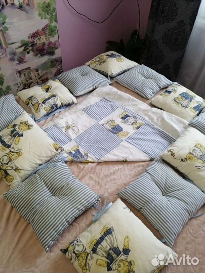 Бортики в кроватку 12 штук с одеялом