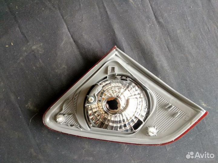 Фонарь задний правый Toyota Corolla E150