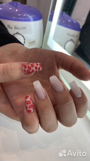 Маникюр/наращивание ногтей