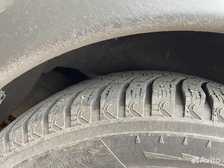 Michelin Latitude Alpin 2.25/60 R18