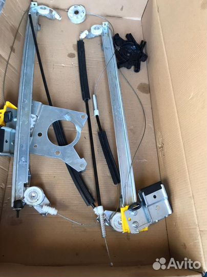 Стеклоподьемник