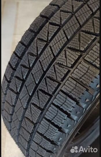 Compasal Ice Master 215/70 R16 100