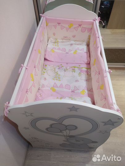 Бортики с комплектом постельного белья в кроватку
