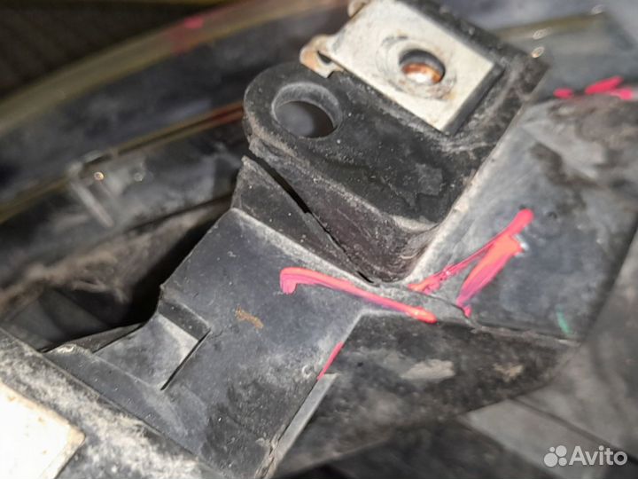 Фара правая галогеновая дефект Мазда 6 GH