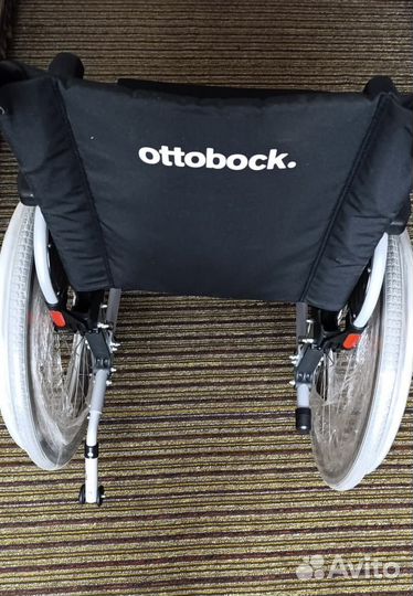 Инвалидная коляска