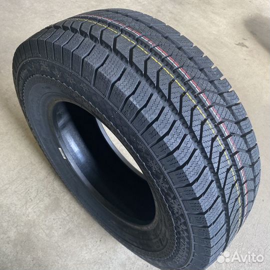 Continental VanContact Viking 215/65 R16C 109R