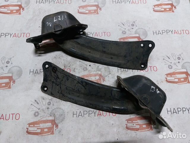 Задний продольный рычаг VW Passat B6