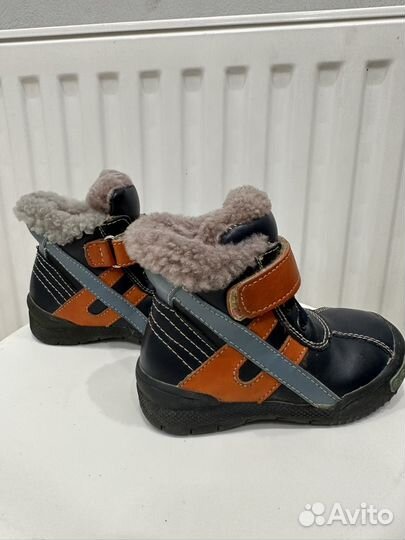 Зимние ботинки на мальчика 22р