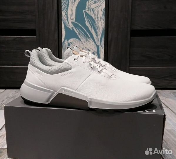 Кроссовки Ecco 45 р. Gore-Tex. Новые