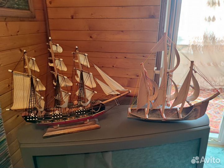 Модель парусника из дерева