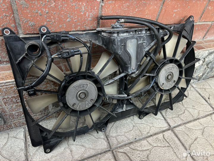 Диффузор радиатора Altezza Gita 2jz