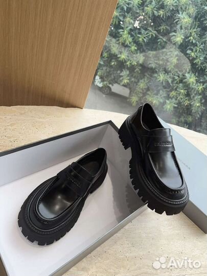 Топсайдеры женские Balenciaga