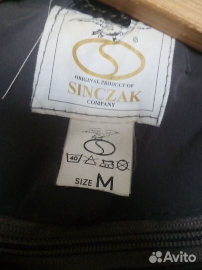 Пальто женское утепленное с капюшоном