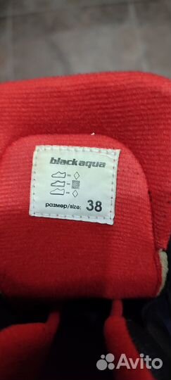 Продам коньки black aqua 38 в хорошем состоянии