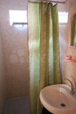 Комната 12 м² в 5-к., 3/3 эт.