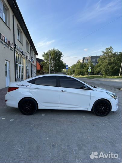 Hyundai Solaris 1.6 AT, 2014, 238 000 км