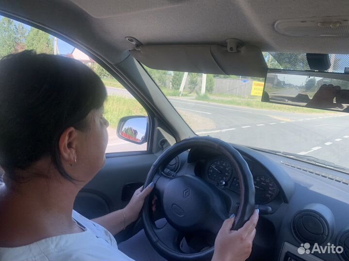 Инструктор по вождению