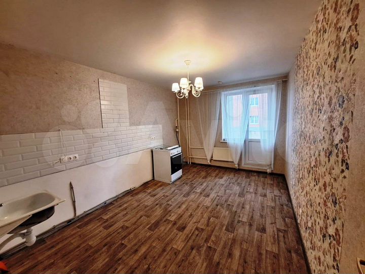 2-к. квартира, 64 м², 1/9 эт.