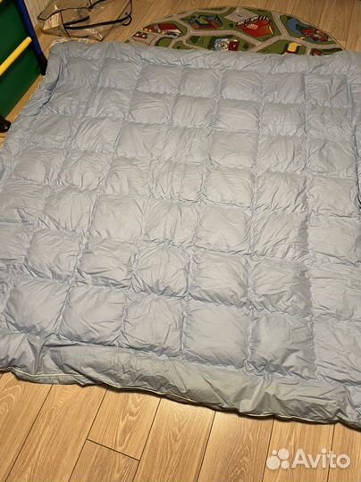 Одеяло пуховое