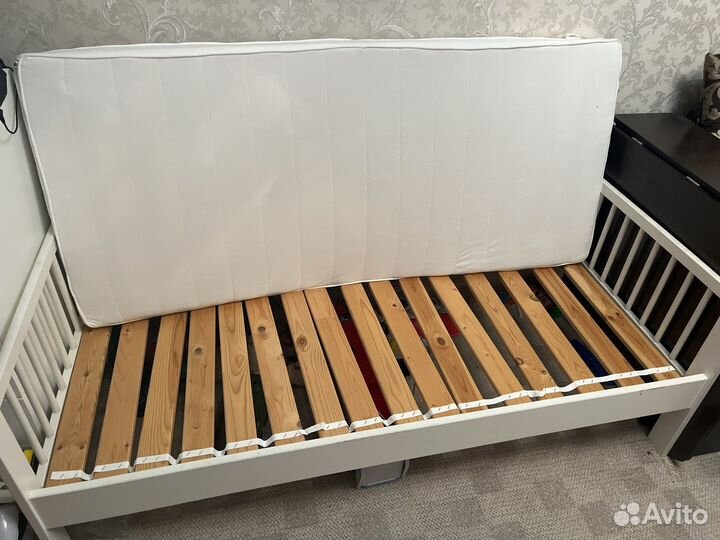 Кровать IKEA с матрасом