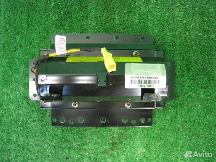 Подушка безопасности в торпедо Chevrolet Aveo T25