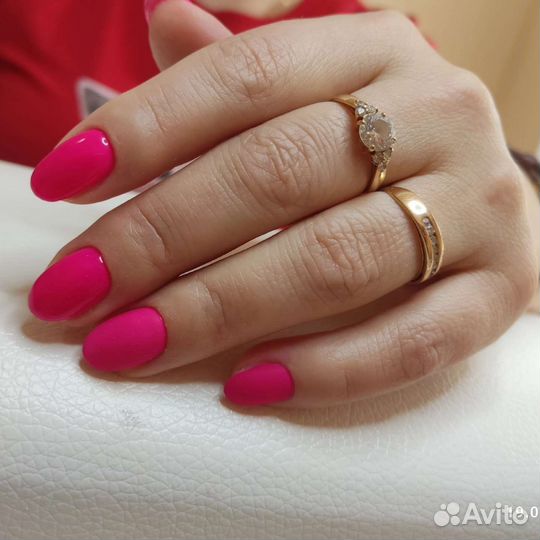 Маникюр, педикюр Ушакова 65