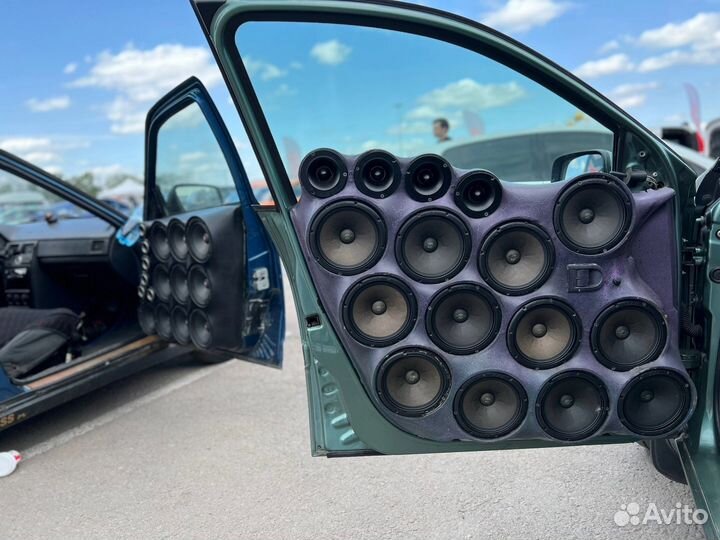 Обшивки renault megane2 под громкий фронт