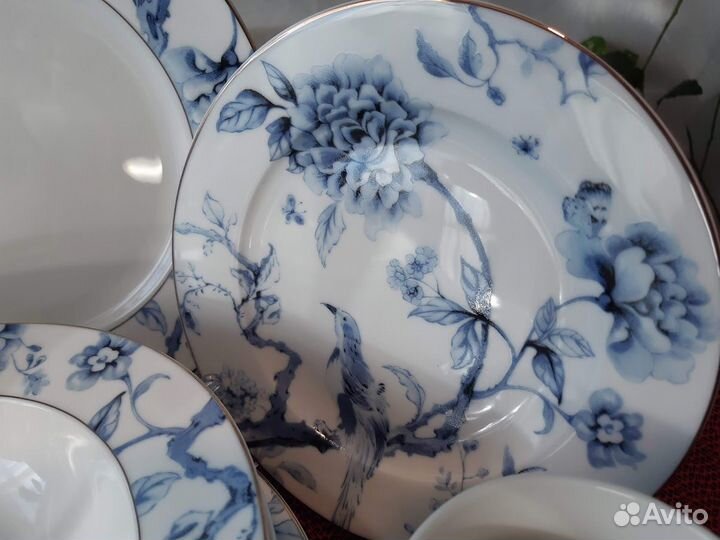 Посуда из фарфора коллекции Bouquet