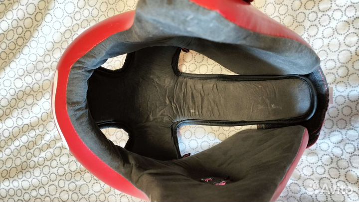 Шлем для бокса, перчатки, ракушка