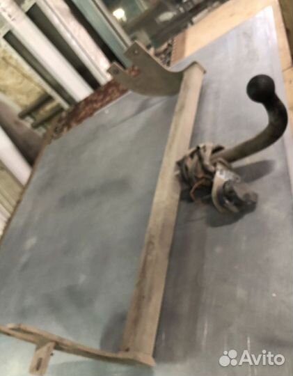 Фаркоп на ланцер 10