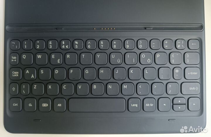 Чехол клавиатура samsung tab s 3