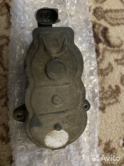 Стояночный тормоз электромеханический