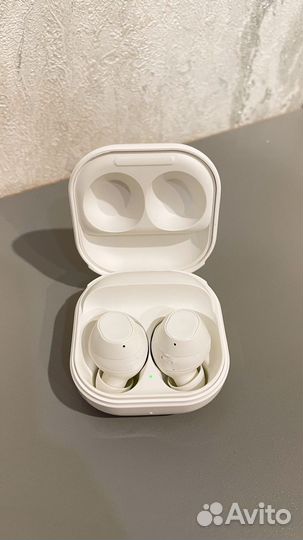 Беспроводные наушники samsung galaxy buds fe