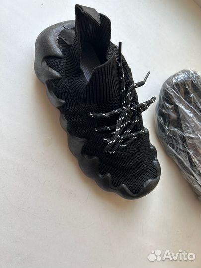 Летние кроссовки