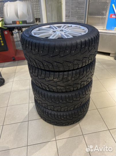 Колеса r19 для Land Rover зимние. шипы