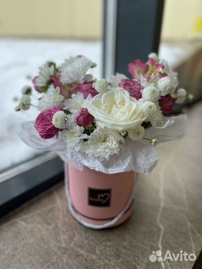 Красивые букеты цветов в наличии и под заказ