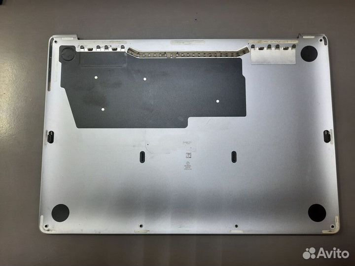 Поддон для MacBook Pro 13 Retina A2338 / A2289