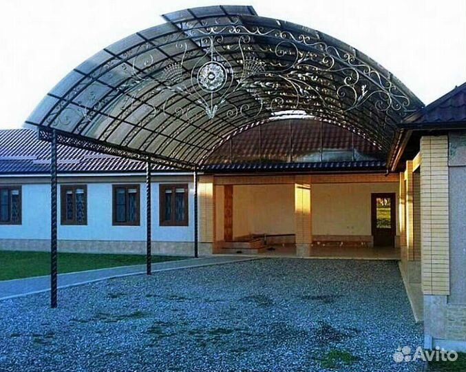 Навес из поликарбоната