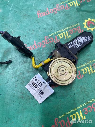 Моторчик стеклоподъемника задний правый Jeep Grand