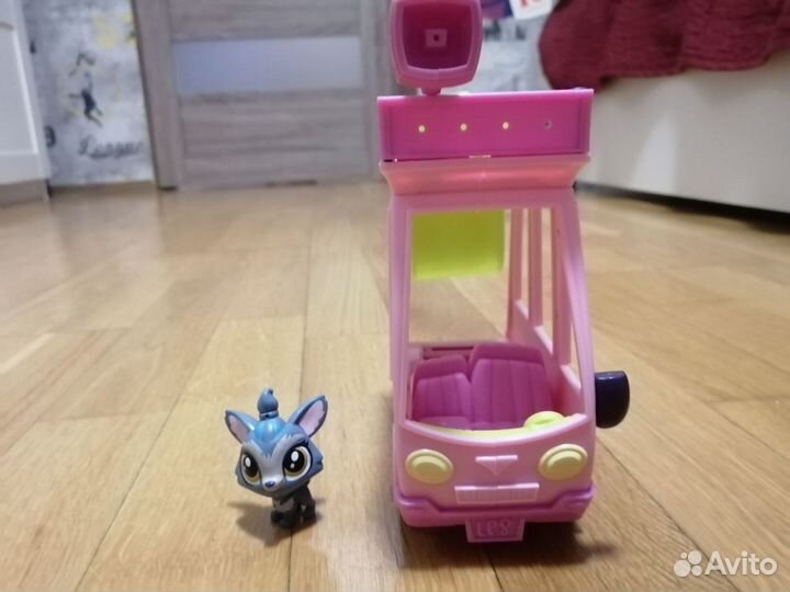 Littlest Pet Shop набор автобус