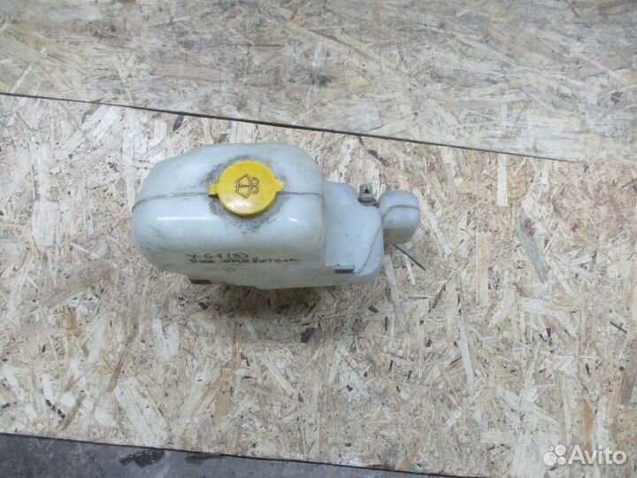 Бачок омывателя Ниссан Патрол Y 61