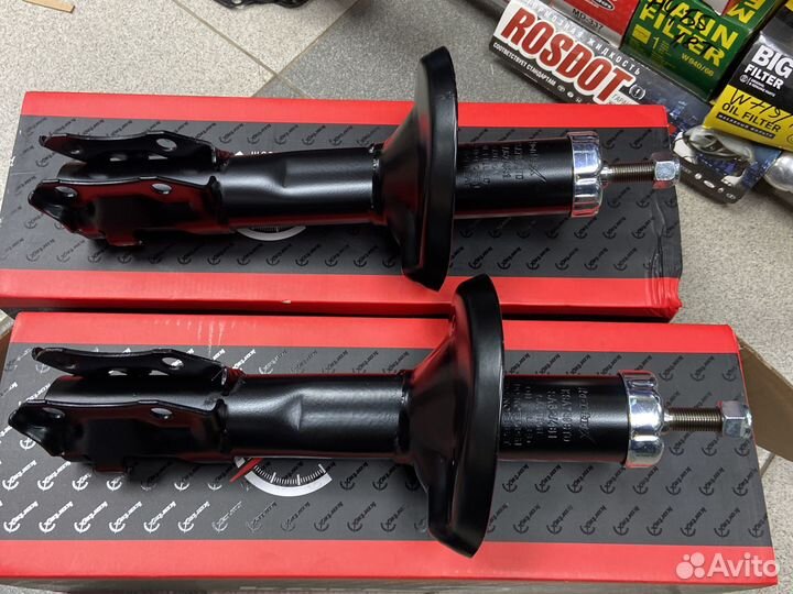 Передние амортизаторы vw g2 g3 passat b3 vento