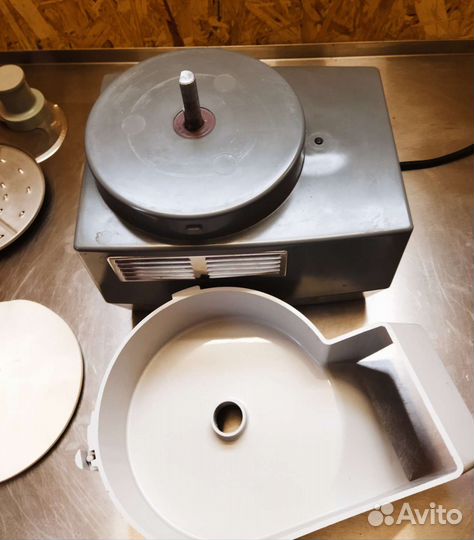 Процессор кухонный Robot Coupe R211 XL